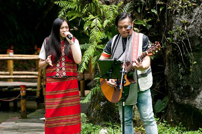 雲仙樂園即日起至10月31日每周六日及連續假日，推出泰雅族樂舞表演。（雲仙樂園提供／葉書宏新北傳真）