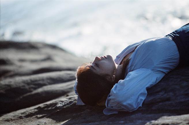 梁静茹推出《时光随想‧三日思》数位EP，也预告年底推出全新专辑。（Vocalist Music提供）