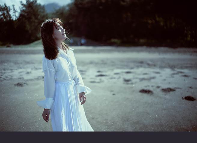 梁静茹推出《时光随想‧三日思》数位EP，也预告年底推出全新专辑。（Vocalist Music提供）