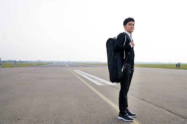 柴可夫斯基小提琴大賽銀獎得主曾宇謙，近期將再演奏他熟悉的曲目《流浪者之歌》。（環球音樂授權，牛耳藝術提供）