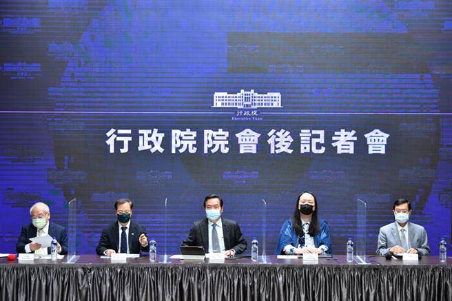 軍公教大紅包，蘇貞昌指示研擬明年加薪。(照片來源：行政院提供)