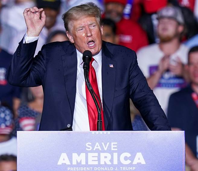 所谓的「川普陷阱」即如川普执政后期对中国大陆的种种制裁与限制，加上选战时的双B诉求（Beijing + Biden），更使得拜登后续若要调整对中政策，必须付出更大的国内与国际的政治成本。(图／路透社)