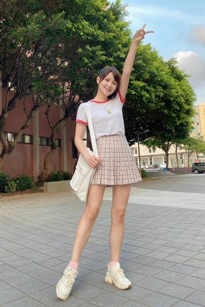 谢京颖瘦7kg甩「舅妈妹」，啦啦队女神回归。（民视提供）