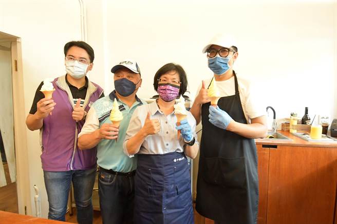 手作霜淇淋让人吃来有满满的幸福感。（谢琼云摄）