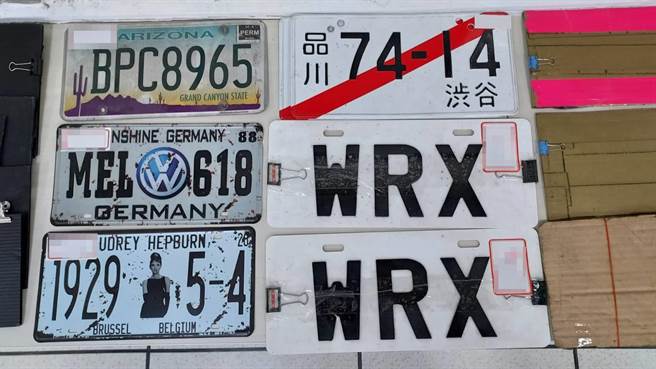 飙仔挂假车牌公路竞速，以逃避警方查缉。（读者提供／张毓翎台南传真）