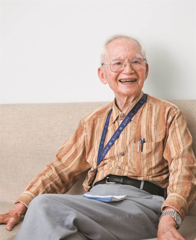 成功大学前校长夏汉民获总统褒扬令。(成大提供／曹婷婷台南传真)