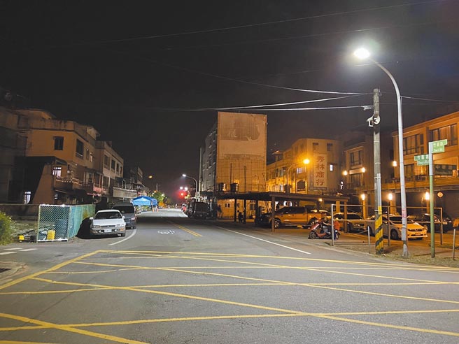 罗东镇公所更换一批路灯，让路灯不仅变聪明也更省电，并且还具有「迎客」的作用。（罗东镇公所提供／胡健森宜兰传真）