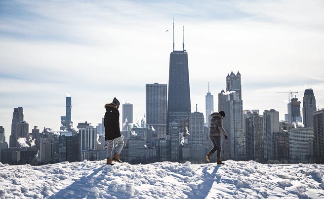 美国气候特使凯瑞拟9月再次访中，与中方商讨合作应对气候暖化问题，凯瑞4月甫访问上海，如果成行，代表美中双方在气候、经贸问题上，仍保持沟通与合作，在减碳上美方也须中方配合才有成果。（中新社）