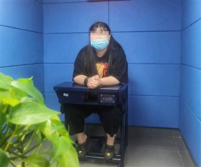 男大生抖内1300万元的女神真面目。（图／翻摄自潇湘晨报）