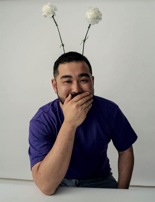 日本時尚設計師小泉智貴（Tomo Koizumi）是前景看好的新銳藝術家。（FRED提供）