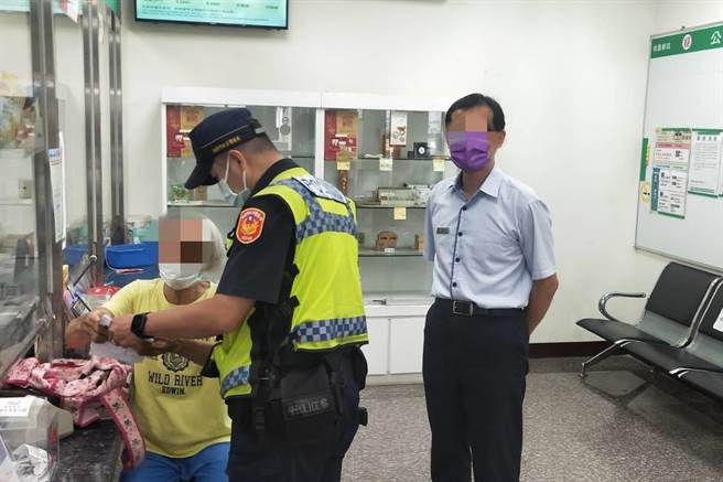 73岁老妇接获假检警电话险被诈。（大园分局提供／萧灵玺桃园传真）