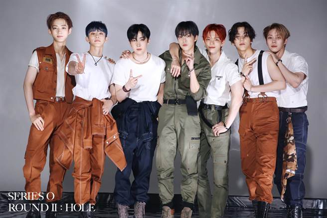 VERIVERY拍攝主打歌MV吃足了苦頭。（摘自官方臉書）