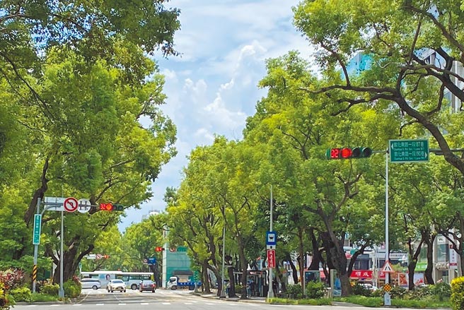 大陆建设携手SCDA国际建筑团队，在台湾第一代豪宅原址，推出总销50亿的指标案「端序」。（业者提供）