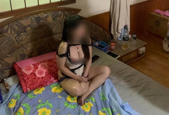 警方查获爆乳女郎在宾馆违法接客，男客玩事后想休息喘一下，未料遭警方当场查获。(警方提供)