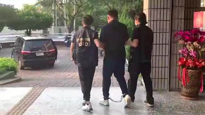 纪嫌涉嫌多起银楼窃案落网，被警方移送法办。（民眾提供／卢金足台中传真）