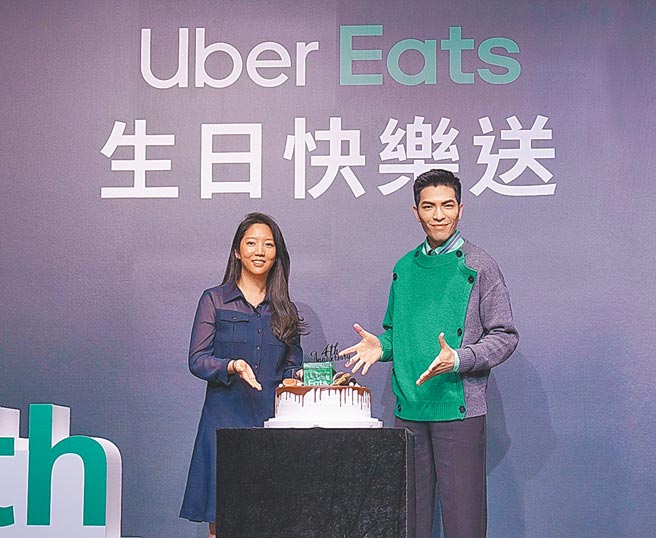 Uber Eats台湾区总经理李佳颖（左）强调，美食外送平台最大的竞争力来自「兼顾消费者、商家、外送员用户之间的平衡」。图／Uber Eats