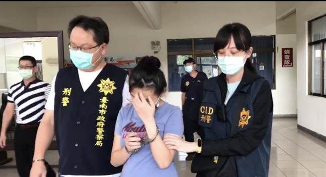 女童母亲。（曹婷婷摄）