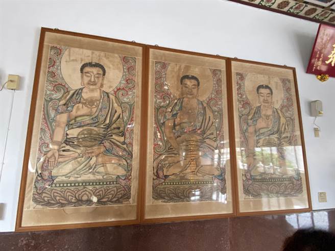 嘉义县朴子市高明寺弥陀殿供奉的西方三圣像是台湾少见具有日式风格的佛像且雕工细腻，已获经费进行第二次调查。（嘉县文观局提供／张亦惠嘉县传真）