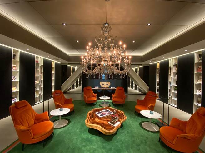 台中市七期最高豪办「联聚中雍大厦」年初即传出破亿纪录。（卢金足摄）