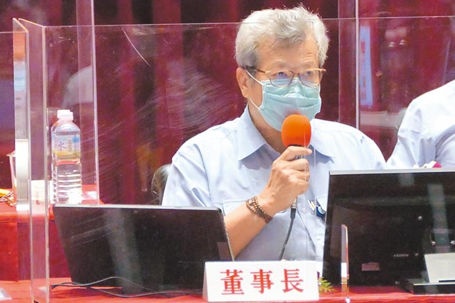 中钢董事长翁朝栋30日在股东会上表示，钢材需求畅旺，期待Q4旺季的来临。图／中钢提供