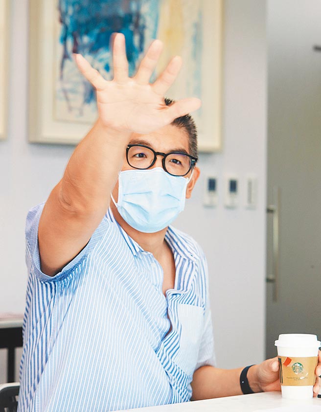 國民黨中央委員連勝文說，所謂「英雄造時勢」，當年連胡會也是在重重壓力下達成五項共同願景，從而開創馬政府執政八年兩岸和平發展、互利互惠的新局面。（陳怡誠攝）