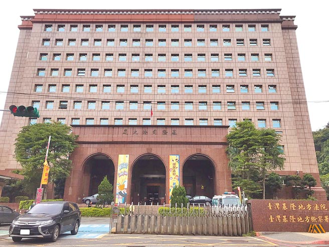 瑞芳郵局張姓女業務員暗槓保費，基隆地院判應賠郵政公司1億4344萬多元。（陳彩玲攝）