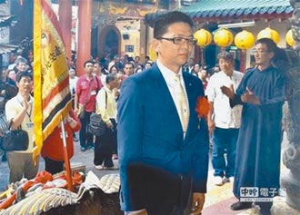 台灣巴菲特 周瑞慶吸金41億 二審判15年半