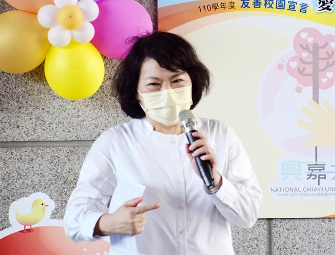 嘉义市长黄敏惠强调嘉义市都是按规定造册才拿得到疫苗，要出来讲话的人要负责，更直言嘉义市规模不大，「造册人数比嘉义市少，绝对有问题！」。（吕妍庭摄）