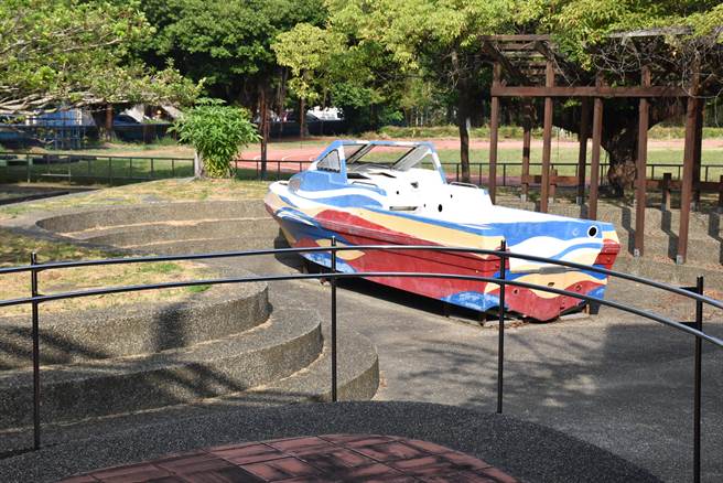 技嘉科技董事长叶培城毕业于海口国小。（谢明俊摄）