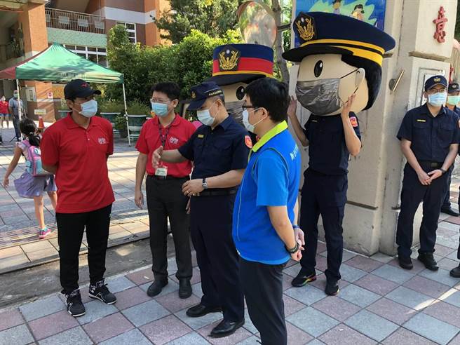 迎接新学期 新庄警分局守护学童安全（新庄警分局提供／戴上容新北传真）