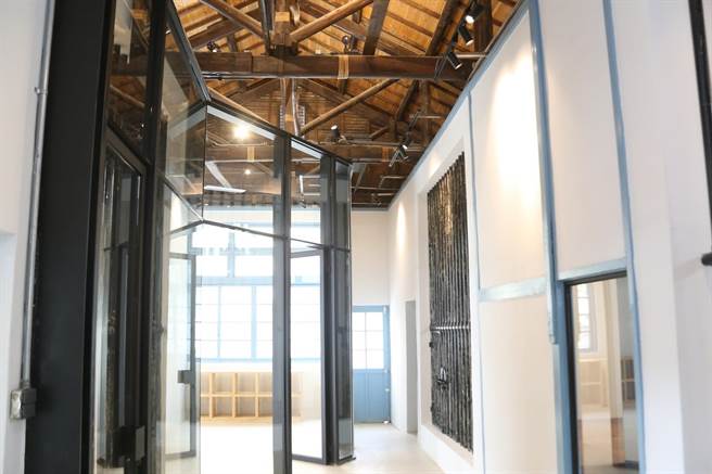 78年前建造，前身为台湾炼瓦株式会社嘉义工场的嘉义游民收容所，修復完工后除作为木育地方创生暨社区协作育成中心外，也被定位是一处青年基地。（嘉义市政府提供／吕妍庭嘉义传真）