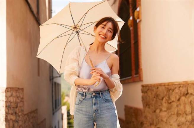 田中美奈实近年人气火红，日前被票选为最理想身材。（图／翻摄自田中美奈实IG）