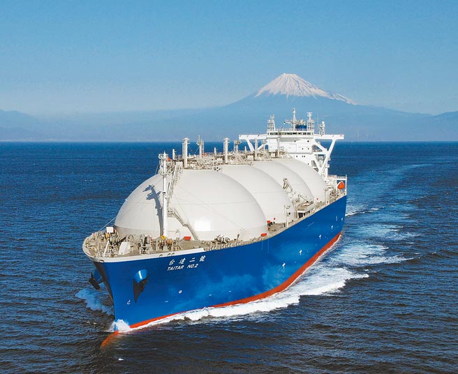 圖為中油天然氣船「台達二號」。（中油提供）