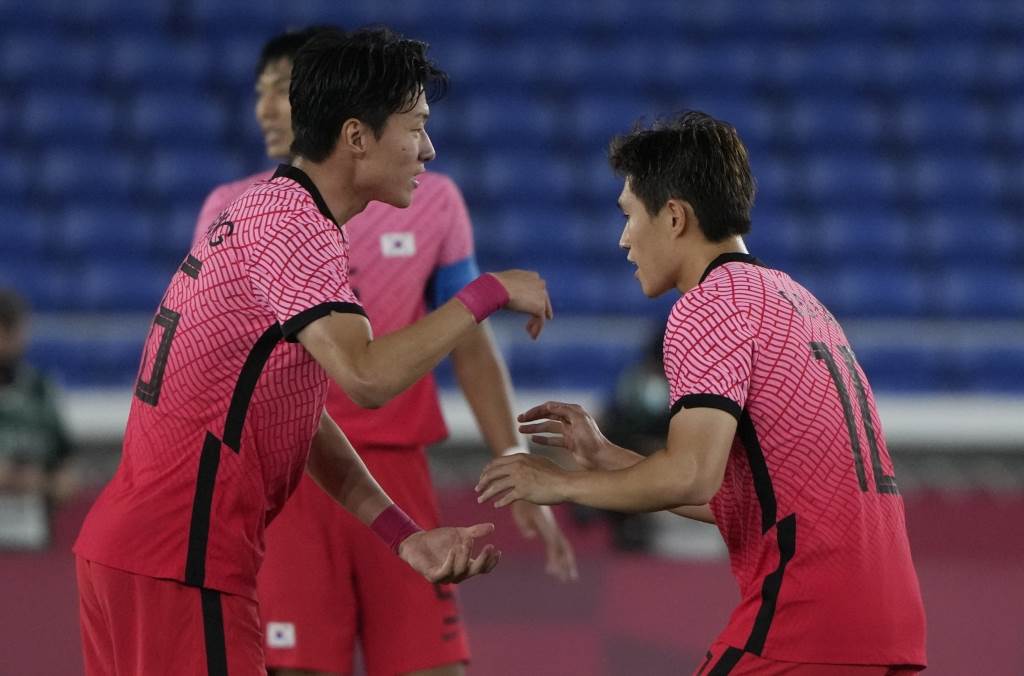 南韓足球隊慶祝進球。（美聯社資料照）