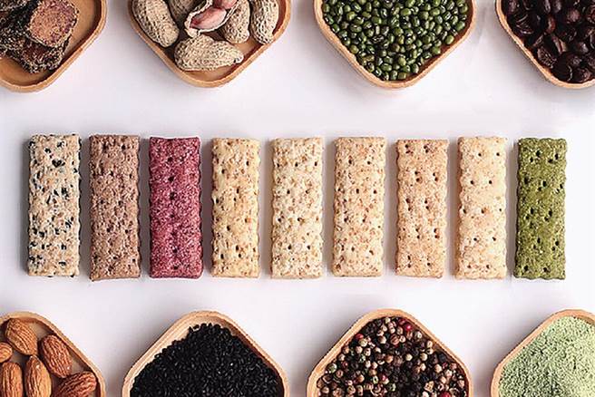 老杨方块酥口味繁多，超过50种。　图：老杨食品股份有限公司／提供