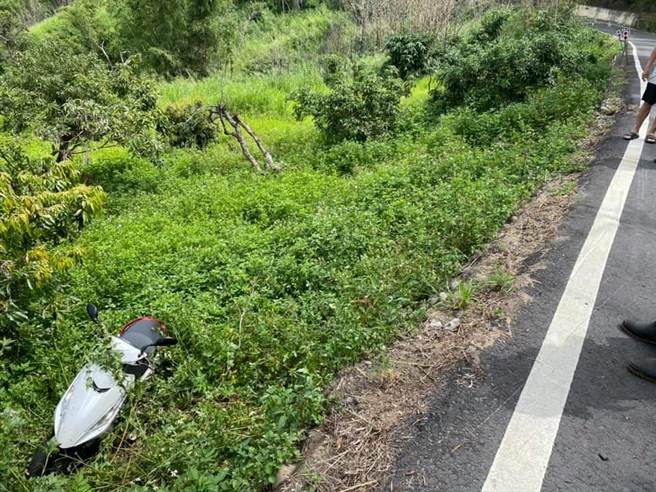彰化市一心南街往来省道台74甲线东外环道的产业道路，在今年8月已经接连4部机车坠谷。（刘宝存提供／吴敏菁彰化传真）