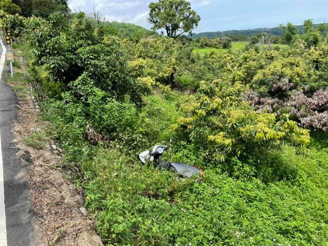彰化市一心南街往来省道台74甲线东外环道的产业道路，在今年8月已经接连4部机车坠谷。（刘宝存提供／吴敏菁彰化传真）