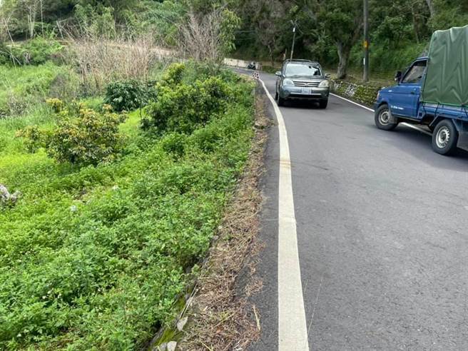 彰化市一心南街往来省道台74甲线东外环道的产业道路，在今年8月已经接连4部机车坠谷。（刘宝存提供／吴敏菁彰化传真）