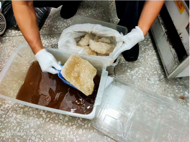 屏警破获「民宅制毒工厂」溯源抓到金主，拦阻2.5万人次受毒品侵害。（警方提供／谢佳潾屏东传真）