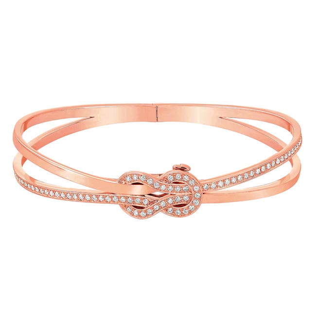 FRED的18K玫瑰金钻石手环，43万2900元。（FRED提供）