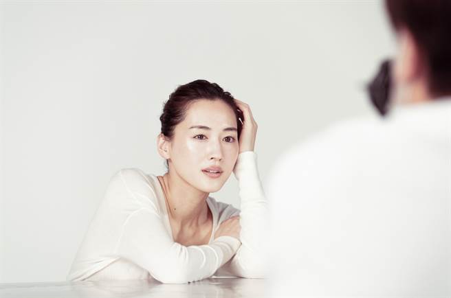 SK-II、雪花秀、YSL推出乳霜新品，图中为SK-II全球代言人绫濑遥。（图／品牌提供）