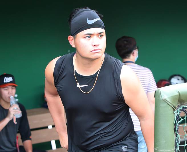 统一狮队胡智为。（郑任南摄）