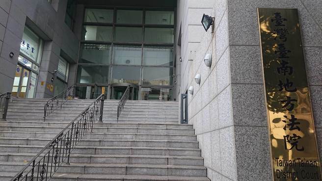 台南市佳里区3月一起恐怖情人凶杀案，3日一审宣判黄嫌15年半，另9个月得易科罚金。（程炳璋摄）