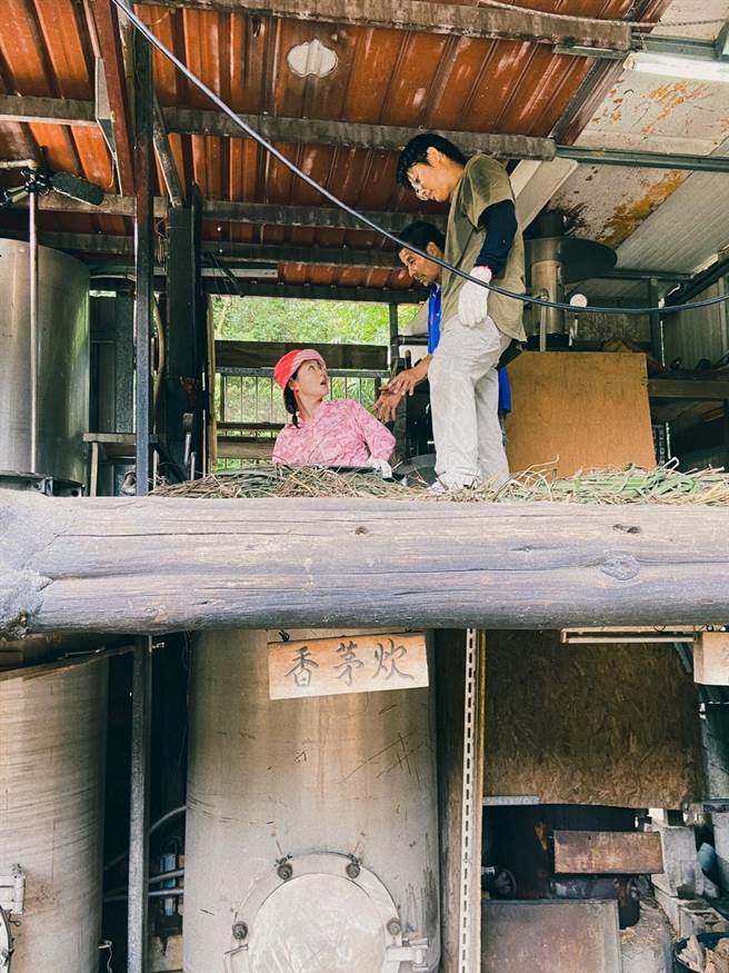 杨小黎入围金钟奖，不讳言人文外景节目真的很辛苦。（三立提供）