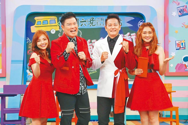 徐凯希（左起）、曾国城、徐乃麟、张文绮以《天才衝衝衝》入围益智及实境节目主持人奖。（资料照片）