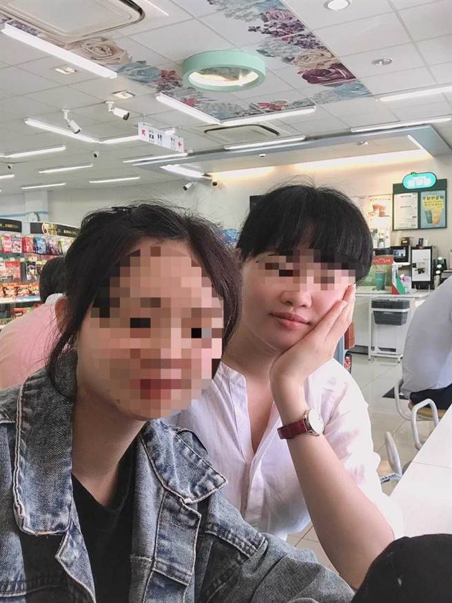 杨氏红娘对待丈夫的女儿视如己出，互动宛如姊妹般。（图／读者提供）