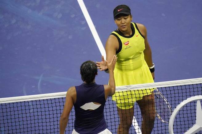 美网卫冕者大坂直美意外在第3轮出局。（美联社）