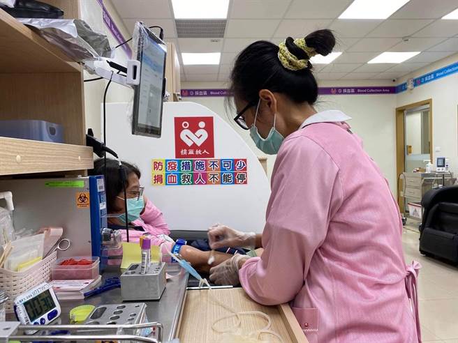 高雄捐血中心台东捐血站暌违3年决定重新到各乡镇办捐血。（蔡旻妤摄）