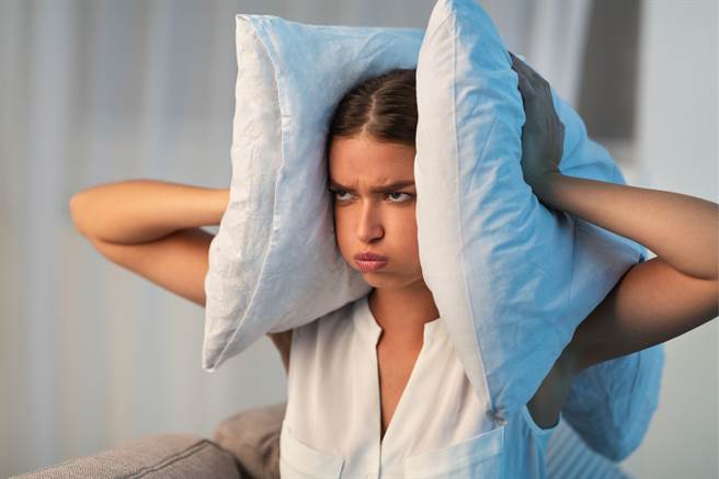 摩羯座、天蠍座、巨蟹座的人最難溝通，只要一與人鬧不合，就會用冷戰應對。（圖／Shutterstock）