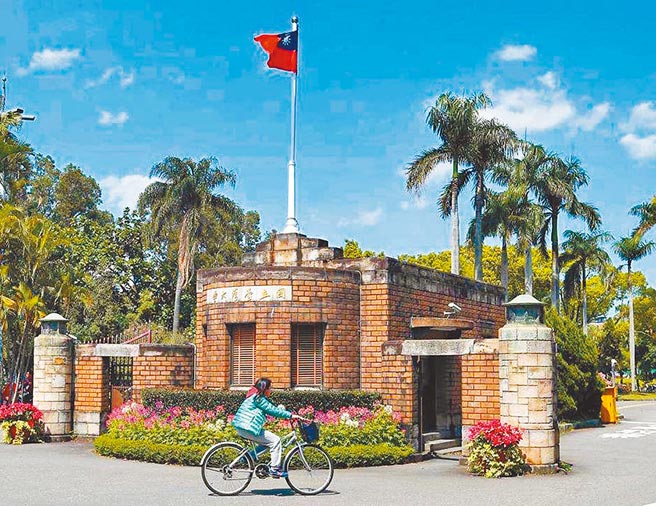 台北市大學防疫指引出爐，規範教師入校須接種疫苗或提供檢驗證明，但大專院校教師尚未造冊接種，加上篩檢費用負擔重，引發不少教師反彈。（本報資料照片）